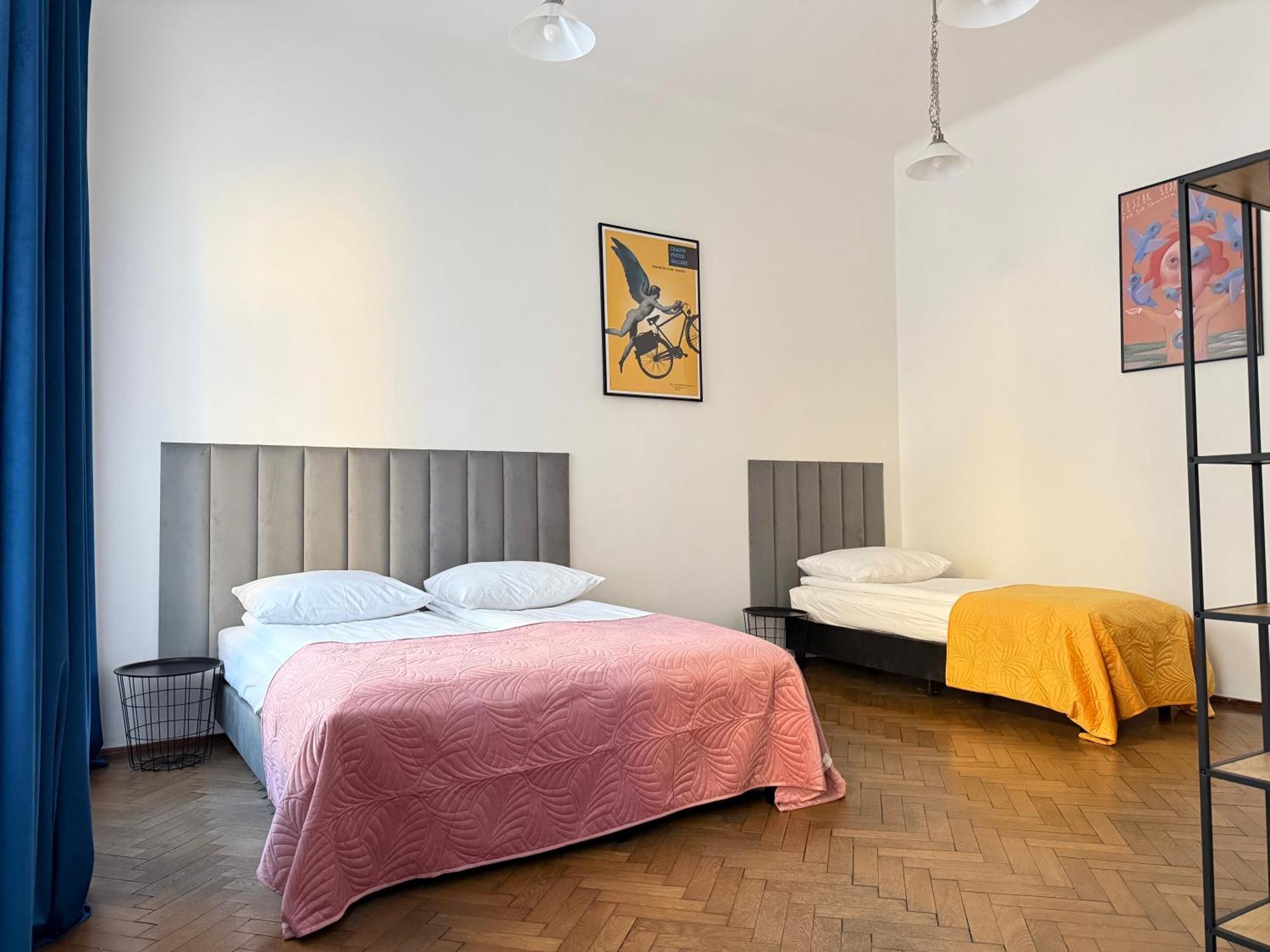 Apartament Corner House *