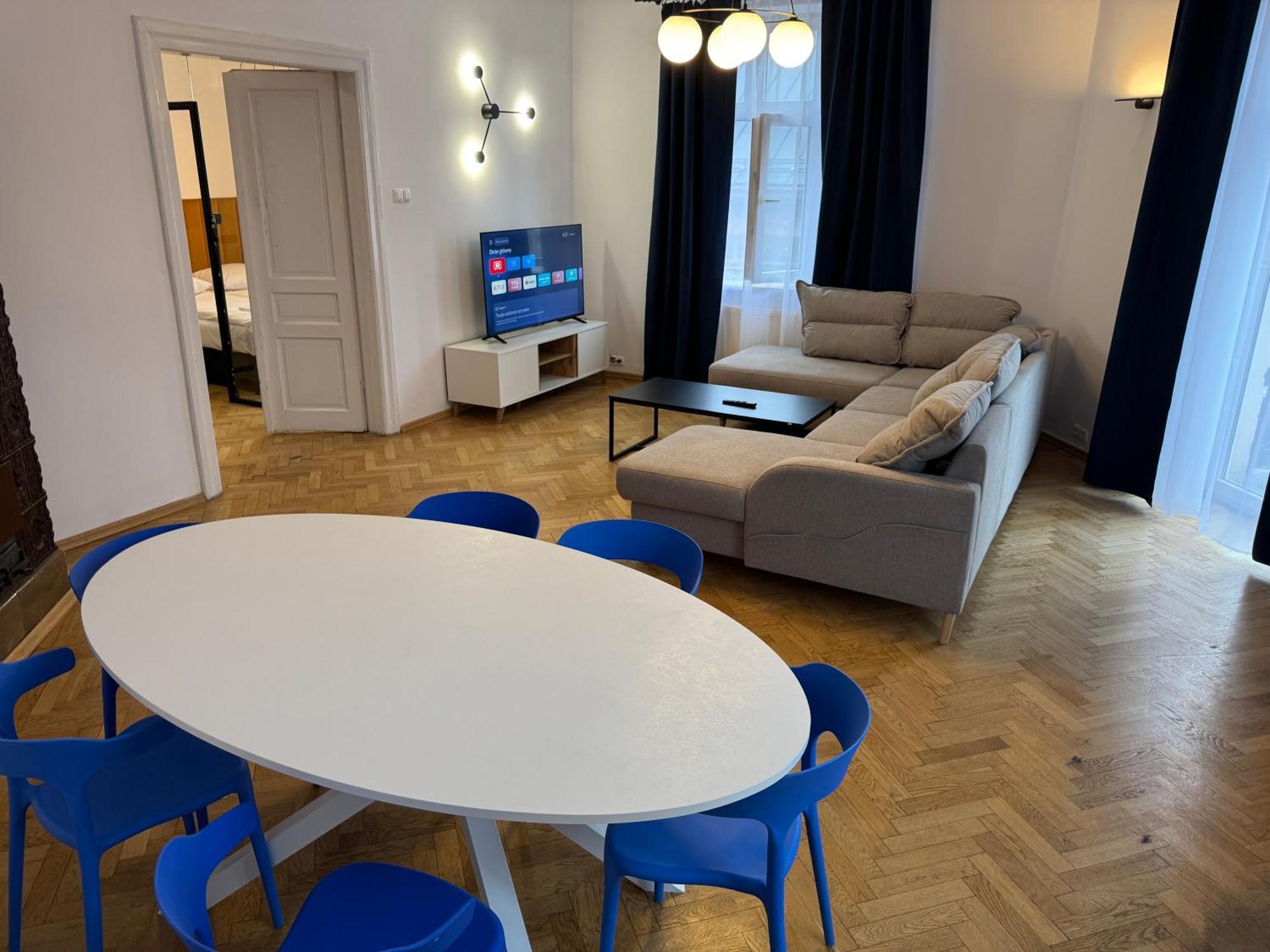 Corner House Apartament *