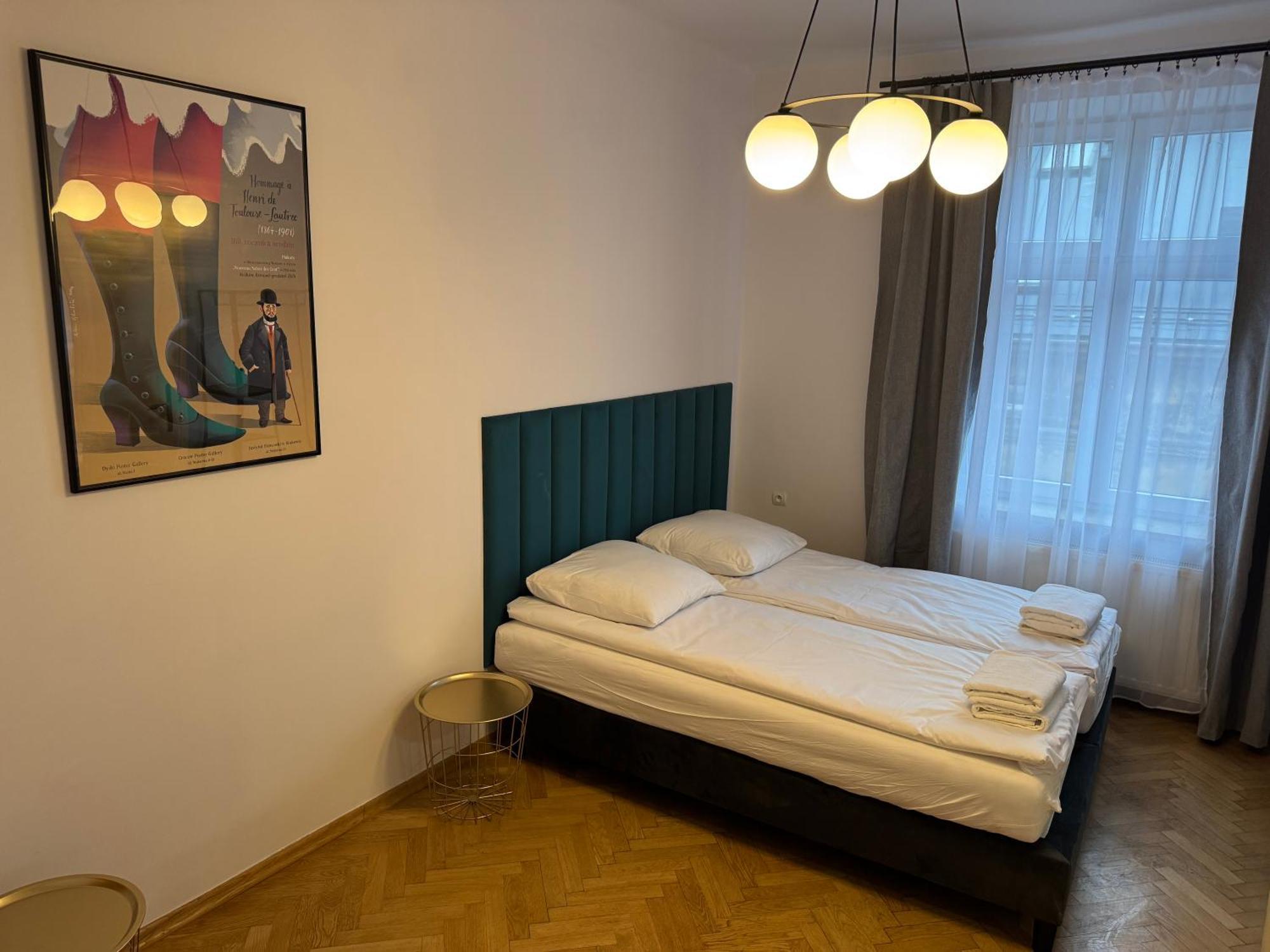 Apartament Corner House *