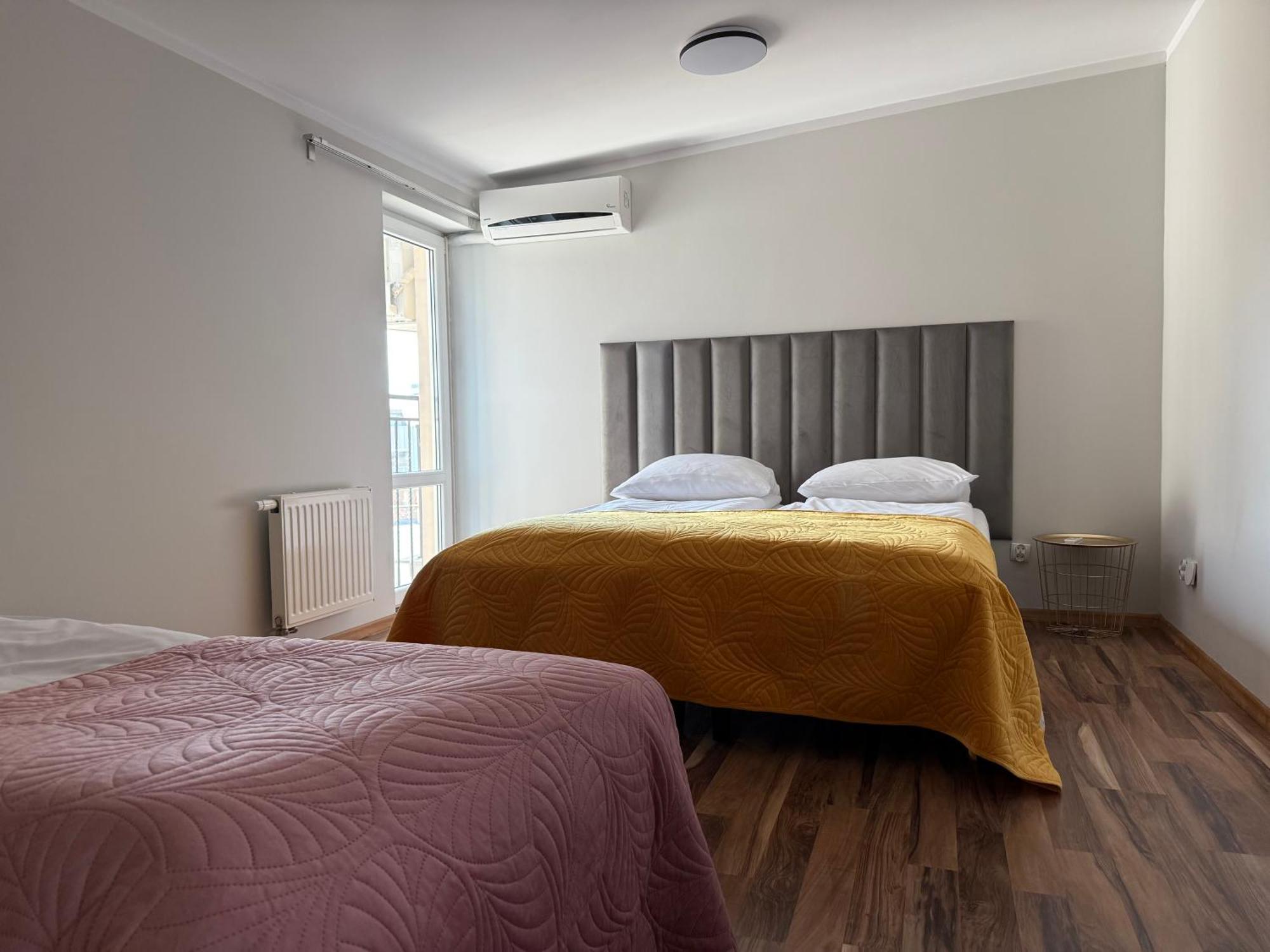 Apartament Corner House *